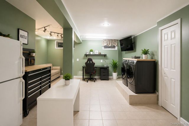 1140 Willoughby Avenue, Brooklyn, NY 11237