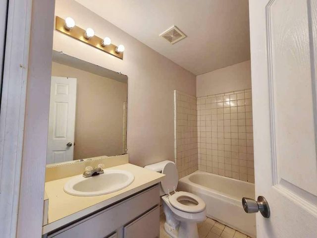 7316 Sea Mist Drive, Ypsilanti Twp, MI 48197