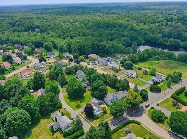 374 Plain St, Stoughton, MA 02072
