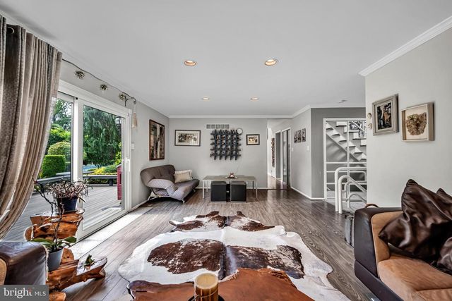 236 HILLTOP DR, Churchville, PA 18966