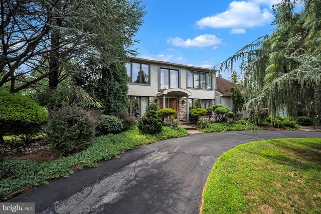 236 HILLTOP DR, Churchville, PA 18966
