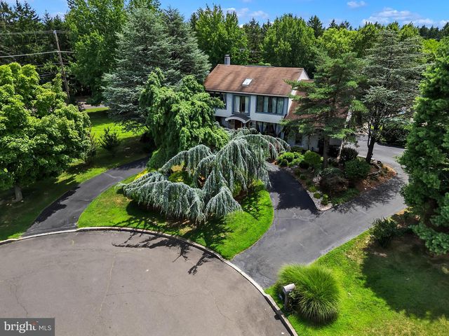 236 HILLTOP DR, Churchville, PA 18966