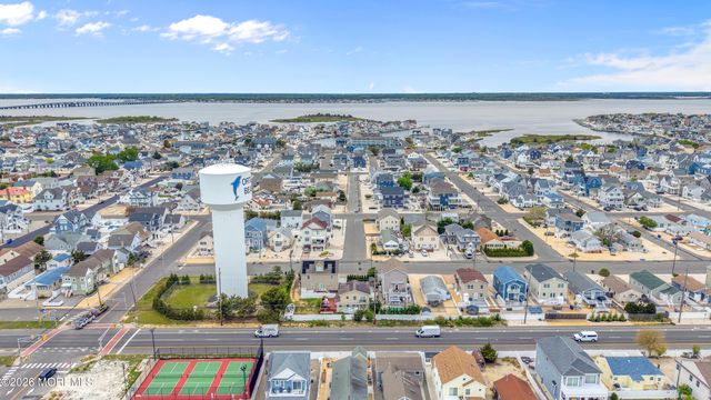 202 5th Avenue, Ortley Beach, NJ 08751