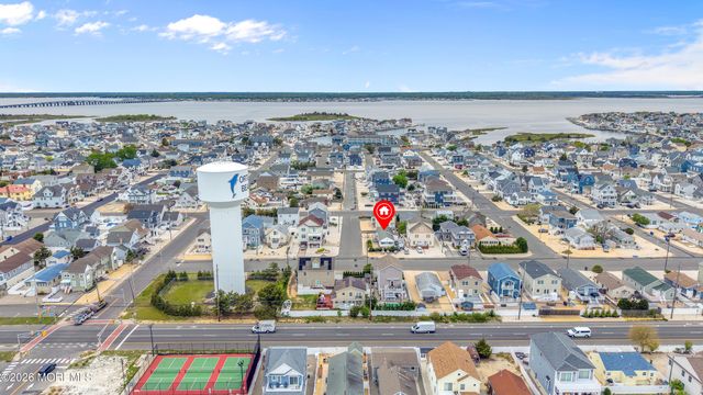 202 5th Avenue, Ortley Beach, NJ 08751