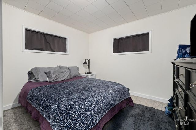 1317 N Arthur St, Caldwell, ID 83605