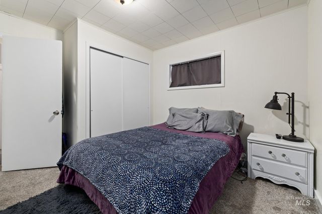 1317 N Arthur St, Caldwell, ID 83605