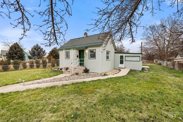 1317 N Arthur St, Caldwell, ID 83605
