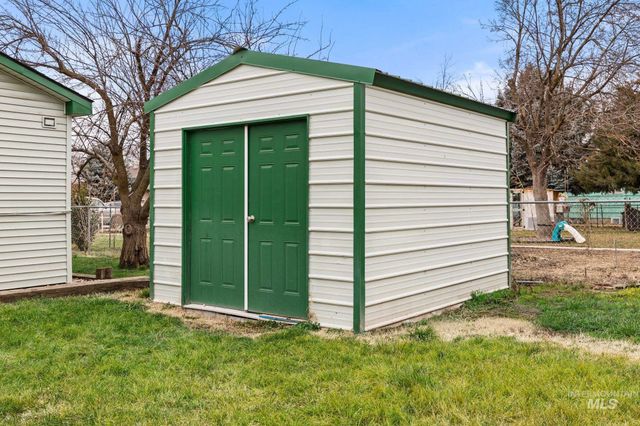 1317 N Arthur St, Caldwell, ID 83605