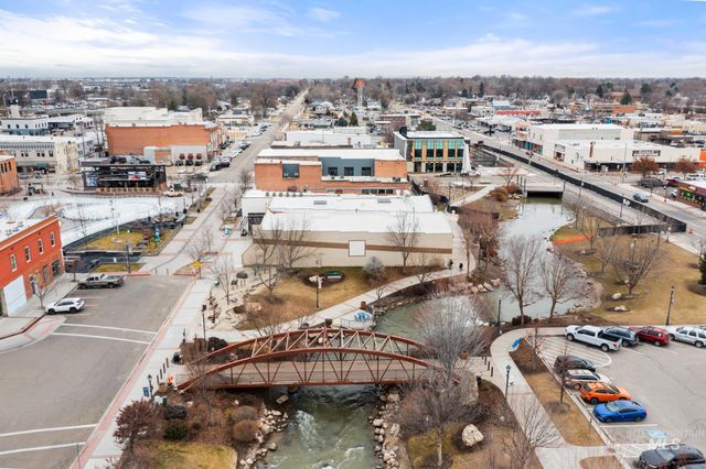 1317 N Arthur St, Caldwell, ID 83605