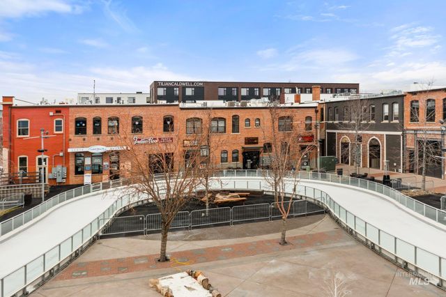 1317 N Arthur St, Caldwell, ID 83605