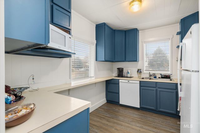 1317 N Arthur St, Caldwell, ID 83605