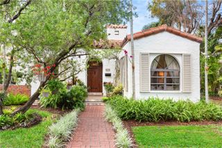 425 Cadagua Ave, Coral Gables, FL 33146