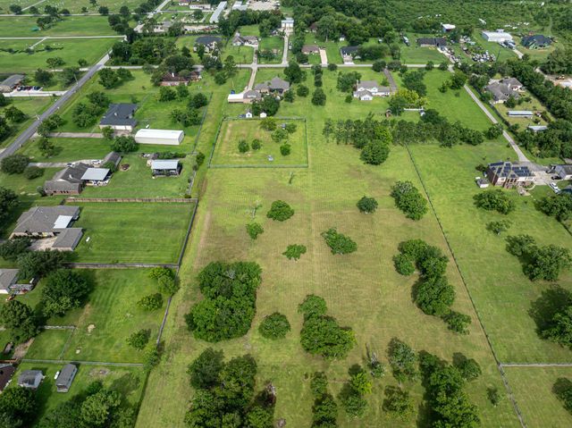 2123 Lee Road, Pearland, TX 77581