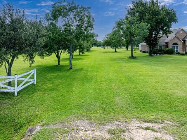 2123 Lee Road, Pearland, TX 77581
