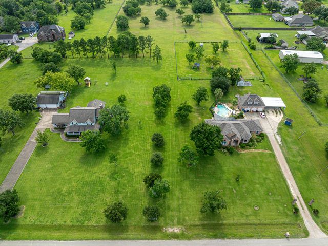 2123 Lee Road, Pearland, TX 77581