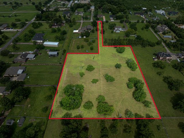 2123 Lee Road, Pearland, TX 77581
