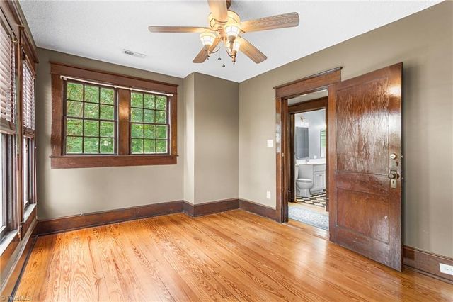 104 E Wilson Street, Mebane, NC 27302