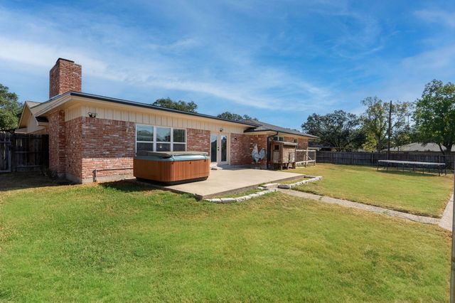 2316 Kent Street, Bryan, TX 77802