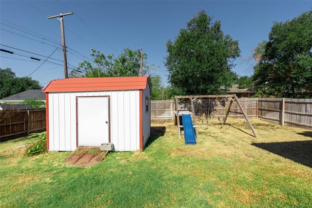 2316 Kent Street, Bryan, TX 77802