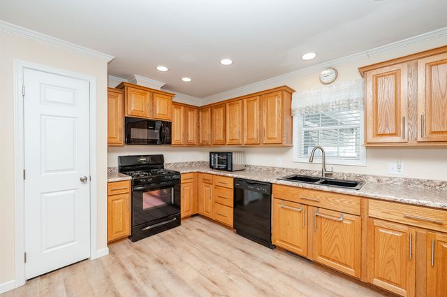 46 Blair Drive, Rochester, NH 03868