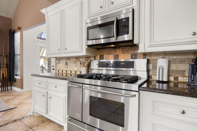 21427 Tophill Drive, Spring, TX 77388