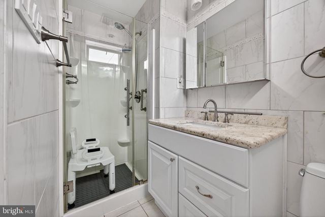 7804 FAIRFIELD ST, Philadelphia, PA 19152