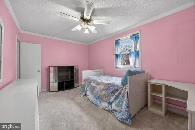 7804 FAIRFIELD ST, Philadelphia, PA 19152