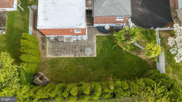 7804 FAIRFIELD ST, Philadelphia, PA 19152