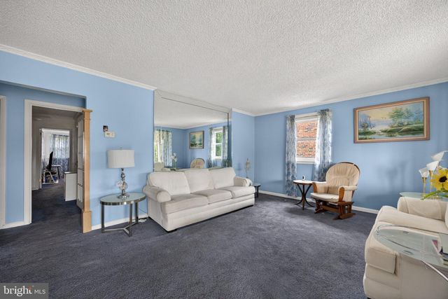 7804 FAIRFIELD ST, Philadelphia, PA 19152
