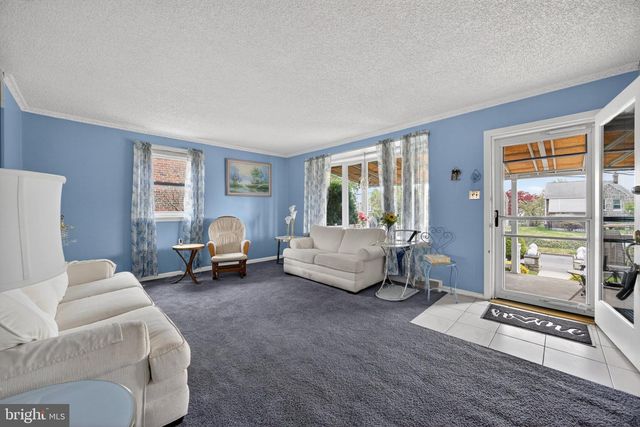 7804 FAIRFIELD ST, Philadelphia, PA 19152