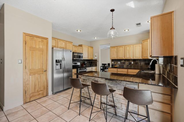 3940 Augusta Drive SE, Rio Rancho, NM 87124