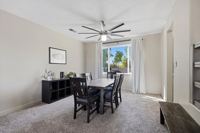 3940 Augusta Drive SE, Rio Rancho, NM 87124