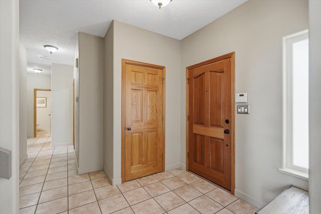 3940 Augusta Drive SE, Rio Rancho, NM 87124