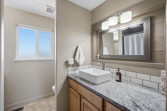 3940 Augusta Drive SE, Rio Rancho, NM 87124