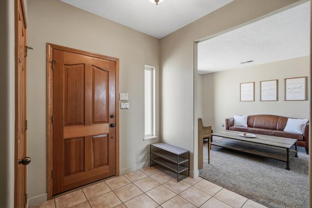 3940 Augusta Drive SE, Rio Rancho, NM 87124