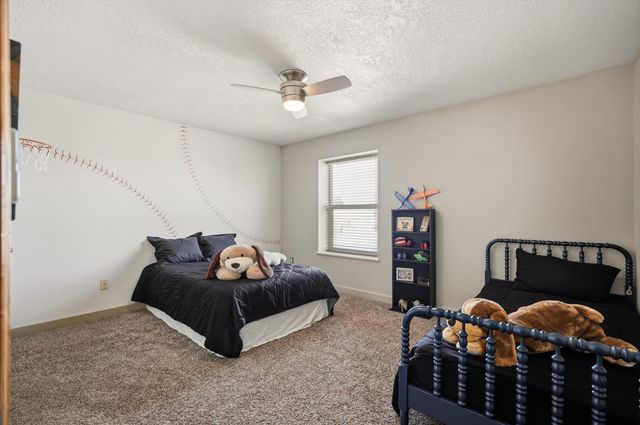 3940 Augusta Drive SE, Rio Rancho, NM 87124