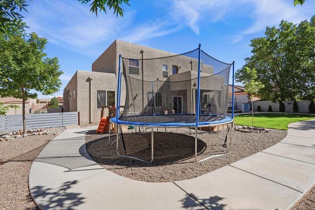 3940 Augusta Drive SE, Rio Rancho, NM 87124
