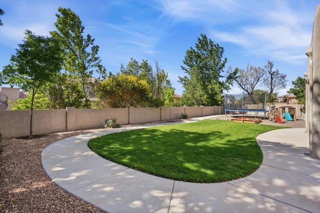 3940 Augusta Drive SE, Rio Rancho, NM 87124