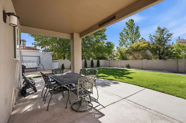 3940 Augusta Drive SE, Rio Rancho, NM 87124