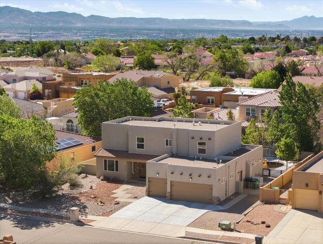 3940 Augusta Drive SE, Rio Rancho, NM 87124