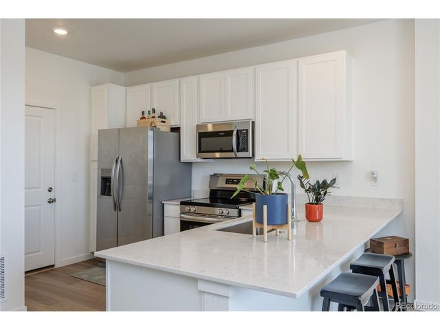 9072 Gladiola Way E, Arvada, CO 80005