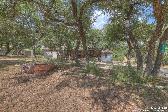 911 Heritage, Canyon Lake, TX 78133
