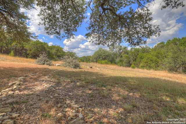 911 Heritage, Canyon Lake, TX 78133