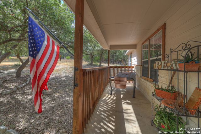 911 Heritage, Canyon Lake, TX 78133