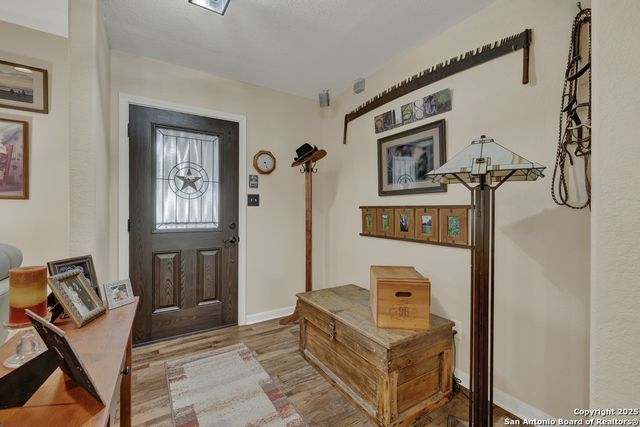 911 Heritage, Canyon Lake, TX 78133