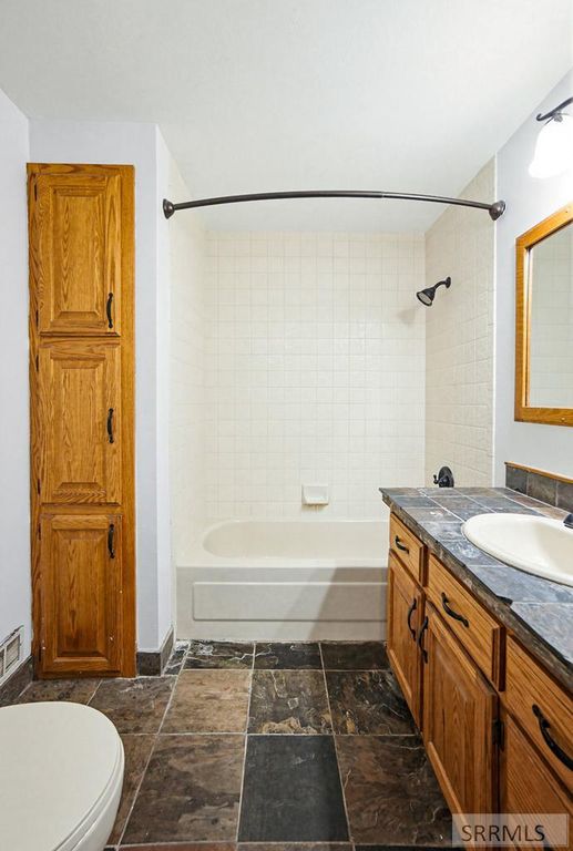 Image 59 of property listing at 1284 Tipperary Court, Idaho Falls, ID 83404