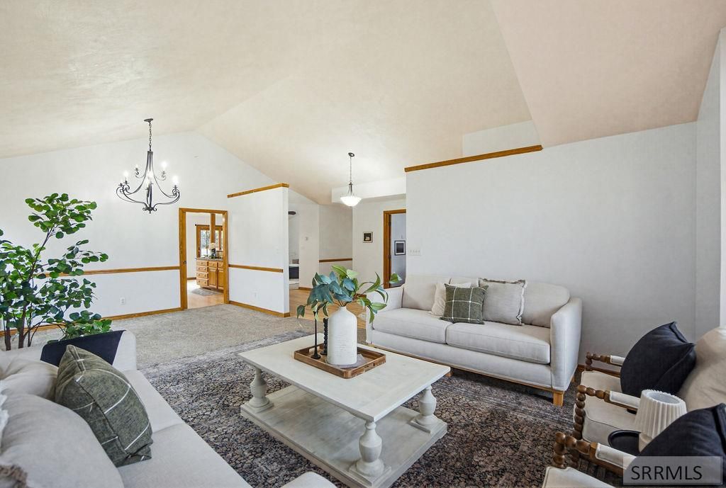 Image 8 of property listing at 1284 Tipperary Court, Idaho Falls, ID 83404