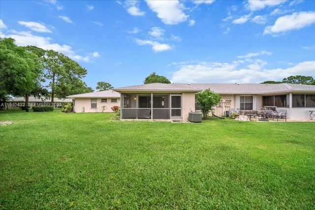508 Holyoke Lane A, Lake Worth, FL 33467