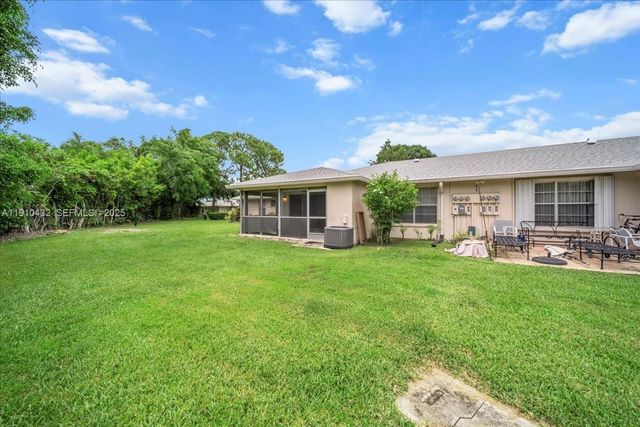508 Holyoke Lane A, Lake Worth, FL 33467