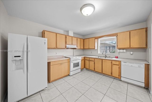 508 Holyoke Lane A, Lake Worth, FL 33467